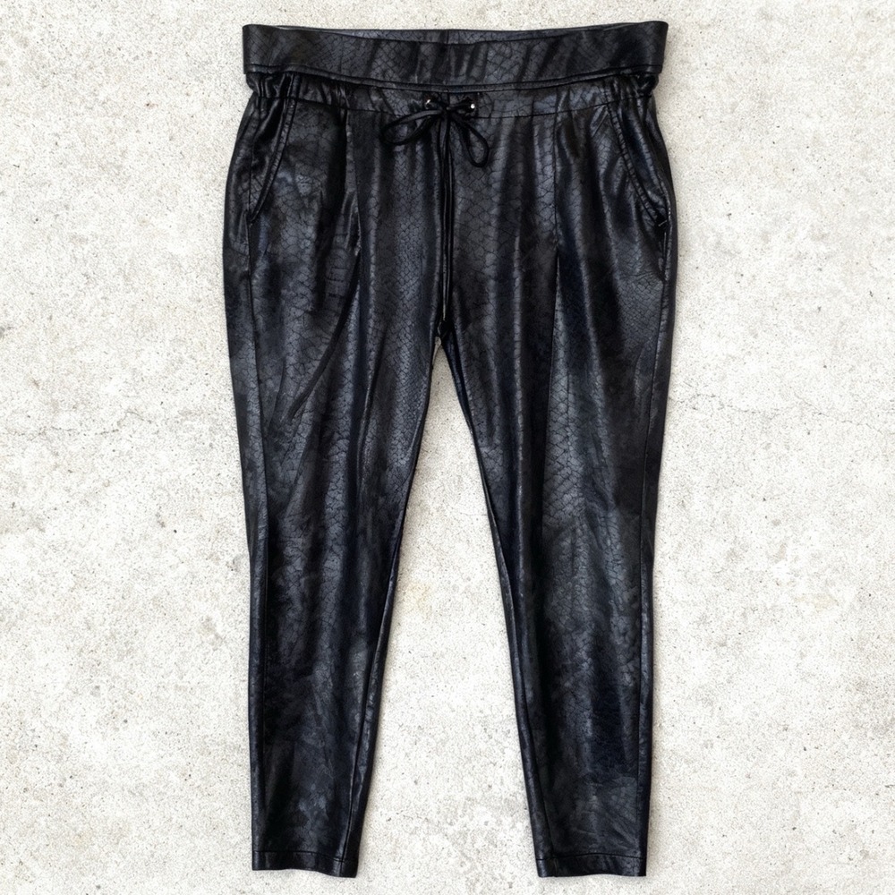 Raffaello Rossi Candice O Less Faux Leather Pants Joggers Black size 42 / US 12